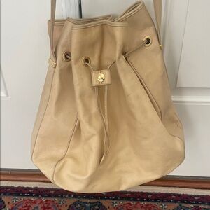 Gucci Cream Leather Shoulder Bag